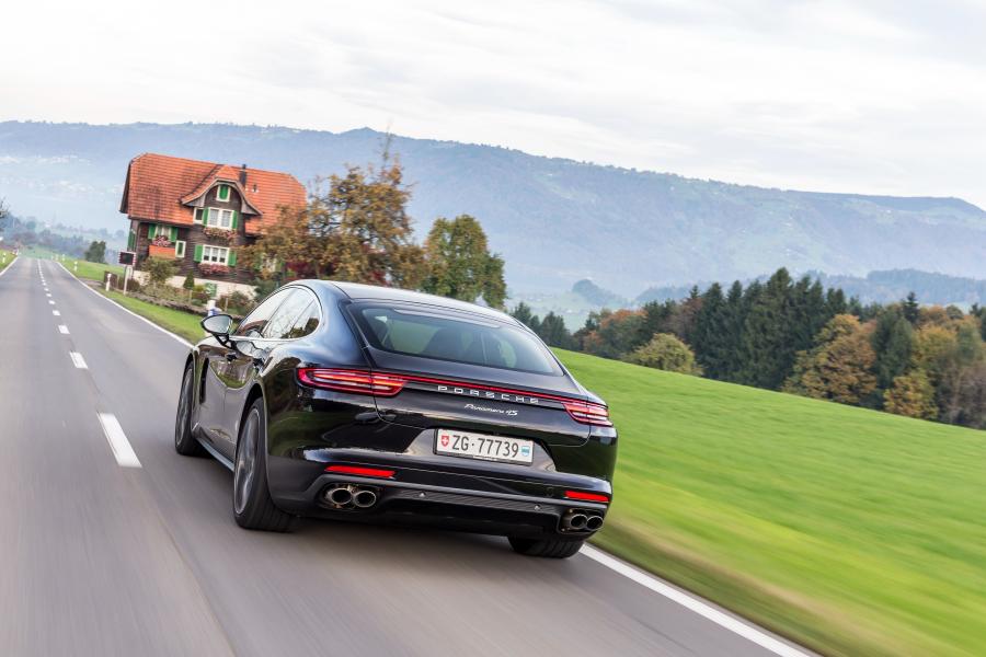  Porsche Panamera 4S 2016 года  (фото 7 из 65)